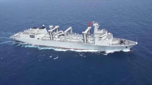 03航母冠名大战一触即发，网友们吵翻了，海军命名规则了解一下"