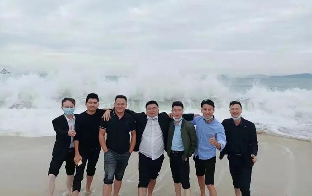 小白从0搭建万人团队，只需这三步就够了