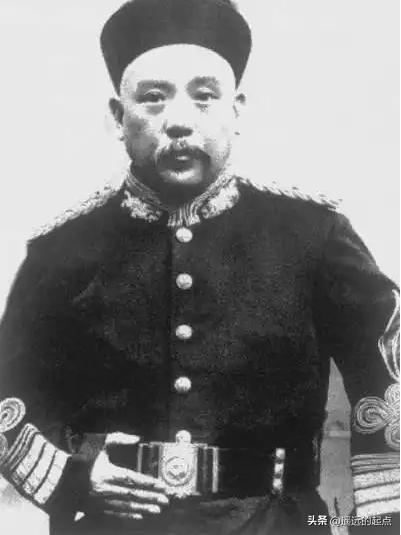 袁姓的来源和历史作文？袁姓的来源和历史名人500字！