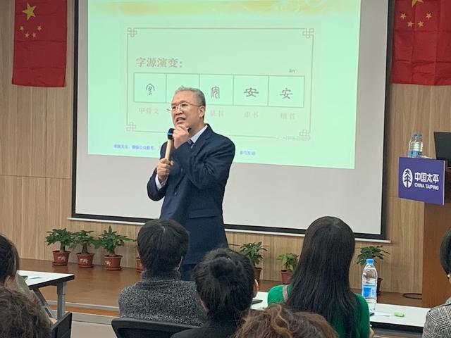 新生儿起名大全免费取名2022？新生儿起名大全免费取名2022姓黄！