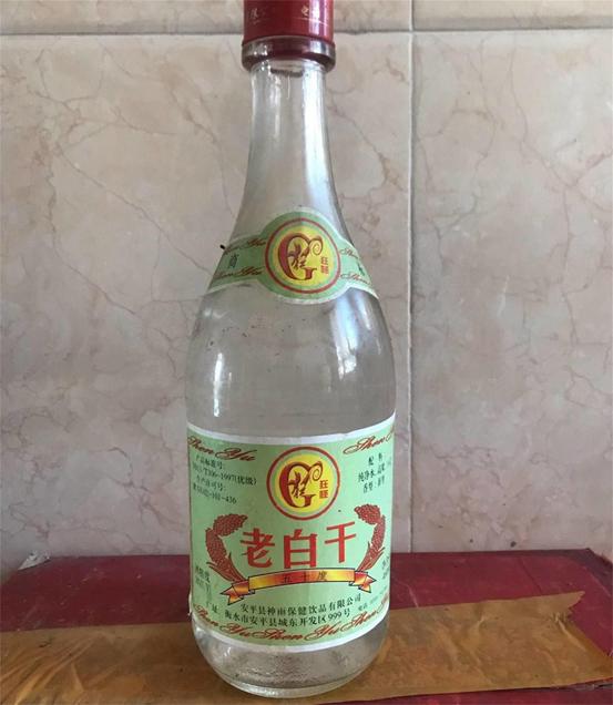 烟酒店起名字_烟酒行取名？烟酒店起名字_烟酒行取名三个字！